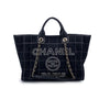 CHANEL Tote Bag Second-hand