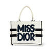 https://tbc-image-proxy.thebrandcollector.workers.dev/68aa3ce05ae8ddd5?url=https://image.fapis.io/media/shop/goods-image/83a8c6c1-f21d-42be-bf42-58ab6f96b6ad_1_A5qvsT3.jpeg