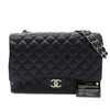 Chanel Maxi Classic Caviar Double Flap Secondhand