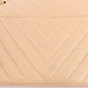 Chanel Chevron Leather Shoulder bag in Beige 1881694 Secondhand