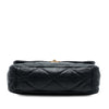 Chanel Maxi Lambskin 19 Flap Secondhand