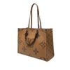 Louis Vuitton Monogram Reverse Giant OnTheGo MM Secondhand