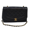 Chanel shoulder