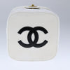 Chanel clutch