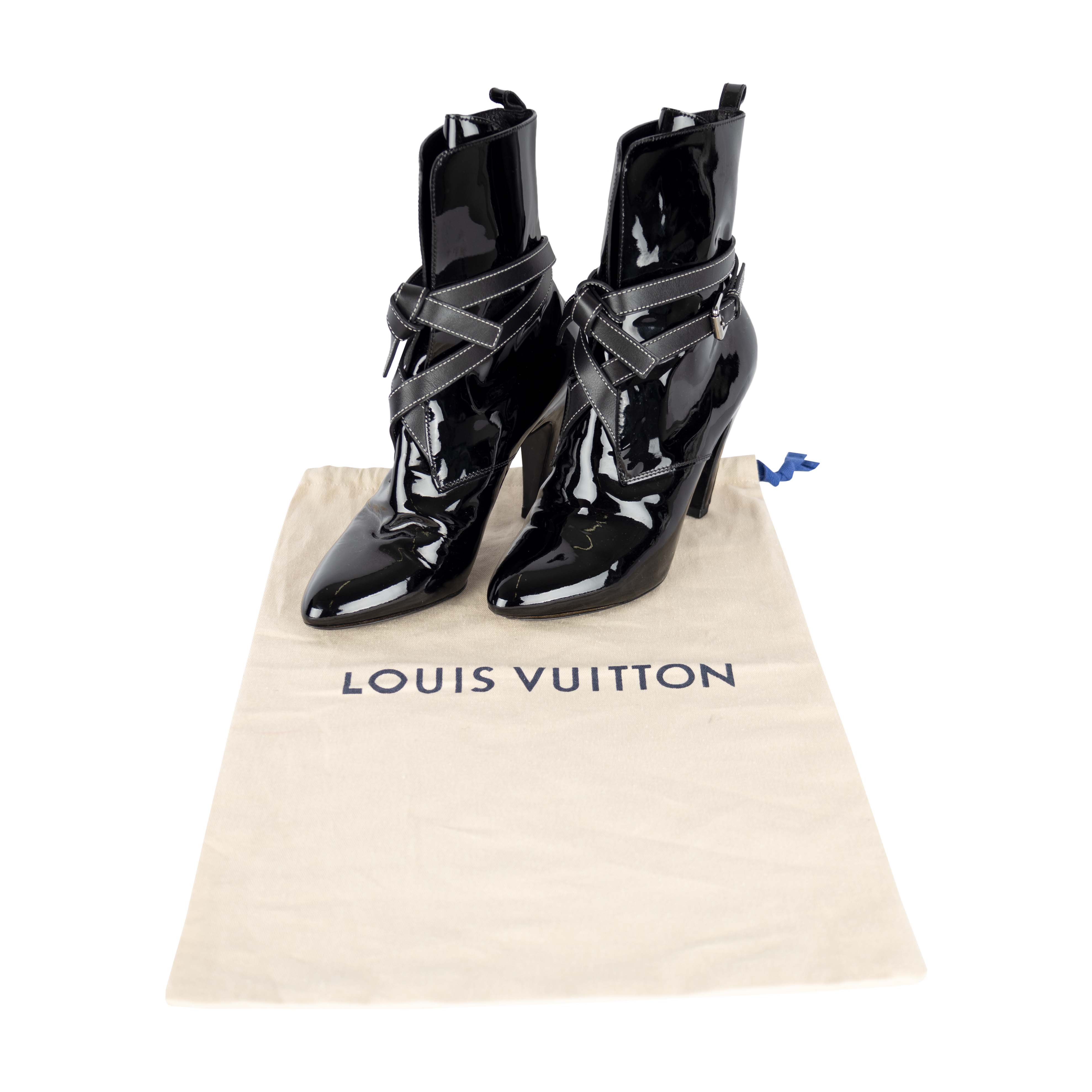 Authentic Louis Vuitton Patent Leather Ankle Boots 39.5