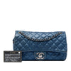 Chanel Medium Quilted Iridescent Caviar Easy Flap Secondhand