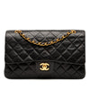 Chanel Medium Classic Lambskin Double Flap Secondhand