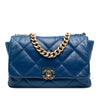 Chanel Maxi Lambskin 19 Flap Secondhand