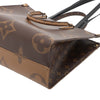 Louis Vuitton Monogram Reverse Giant OnTheGo MM Secondhand
