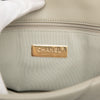 Chanel Maxi Lambskin 19 Flap Secondhand