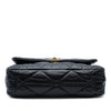 Chanel Maxi Lambskin 19 Flap Secondhand