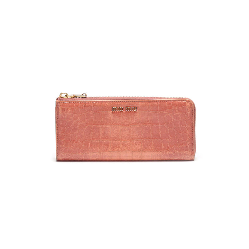 Miu Miu Embossed Leather Zippy Wallet - '10s Second-hand