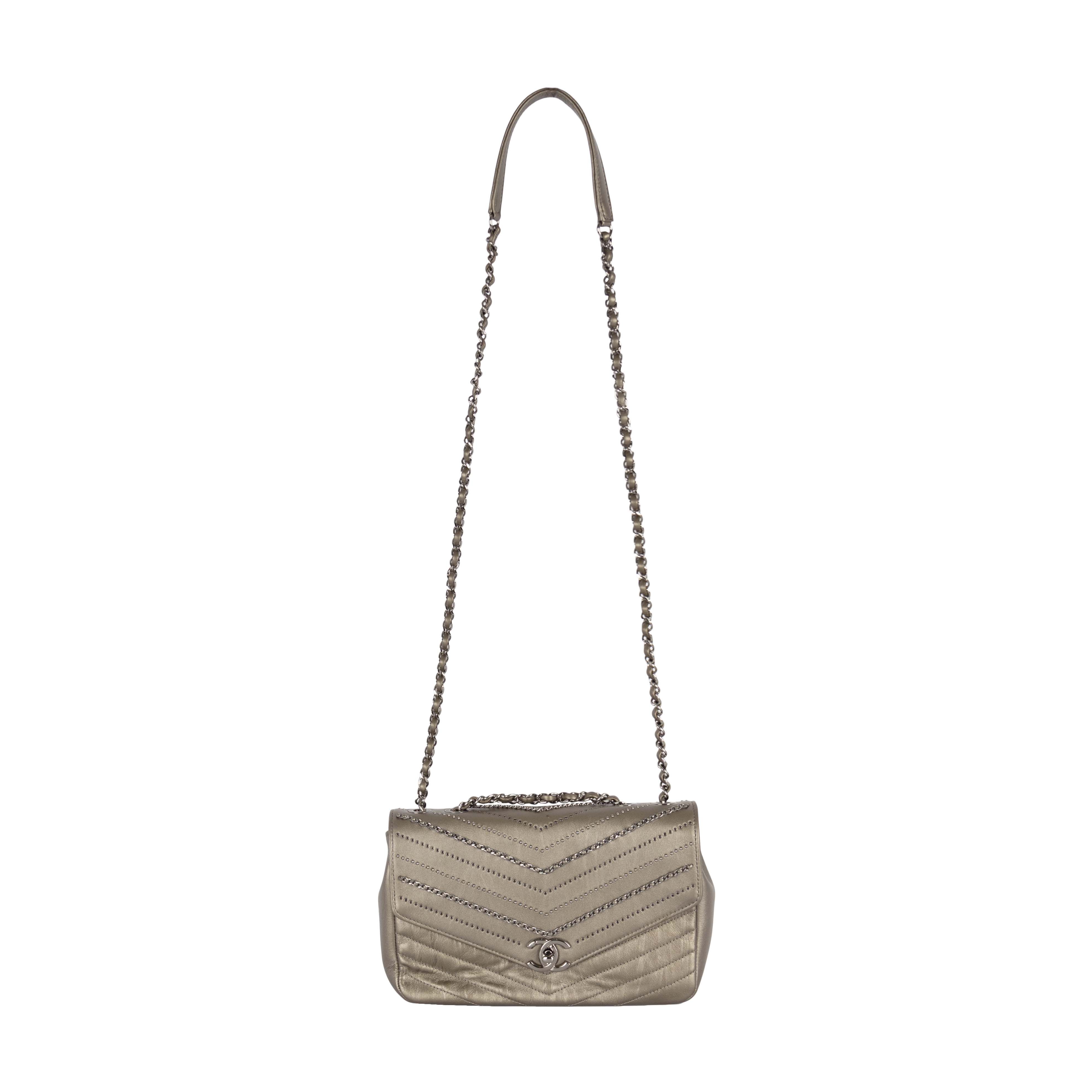Chanel Embellished 'Chain Sequins' Chevron Flap Bag - '10s