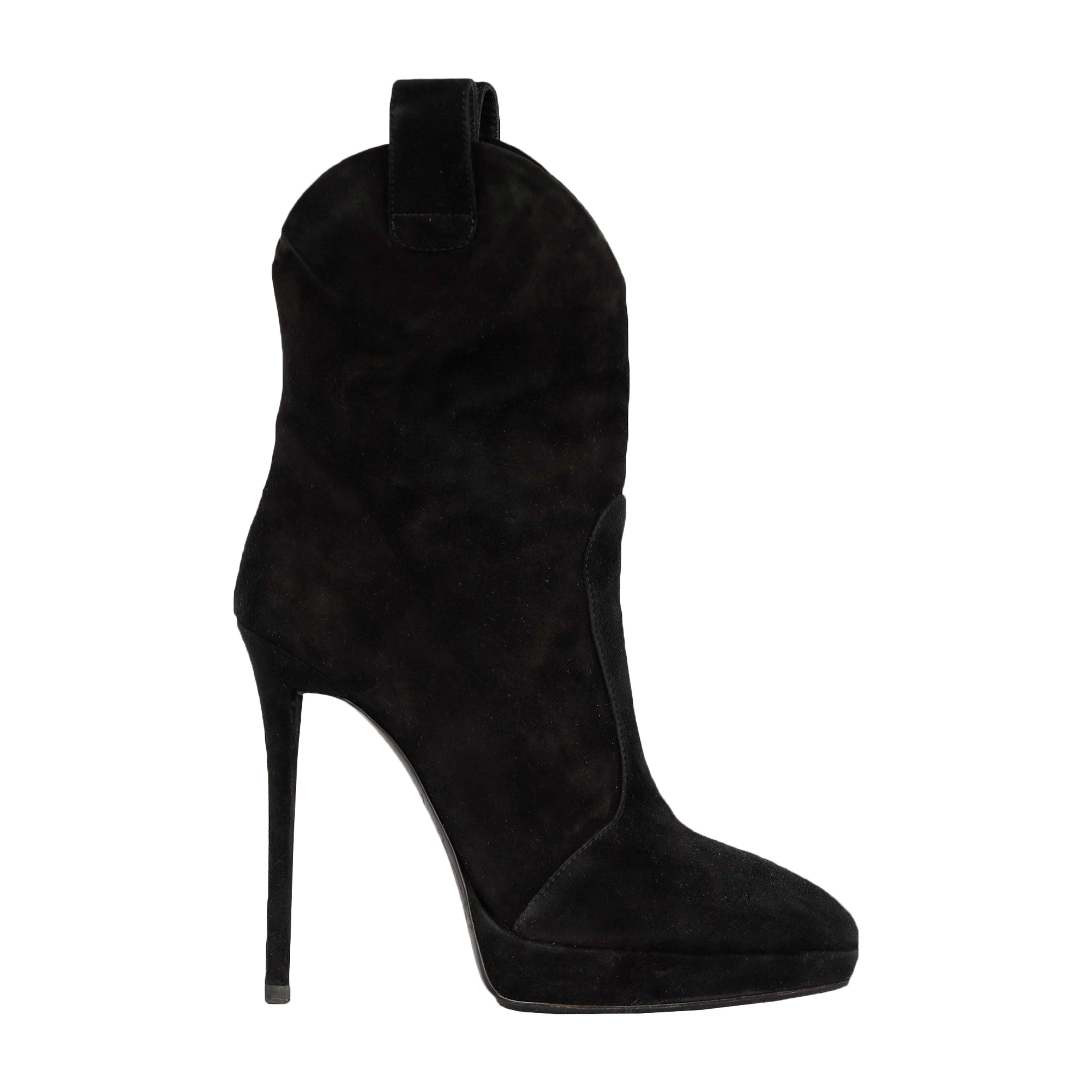 Giuseppe Zanotti Pointy Suede Black Boots- '20s