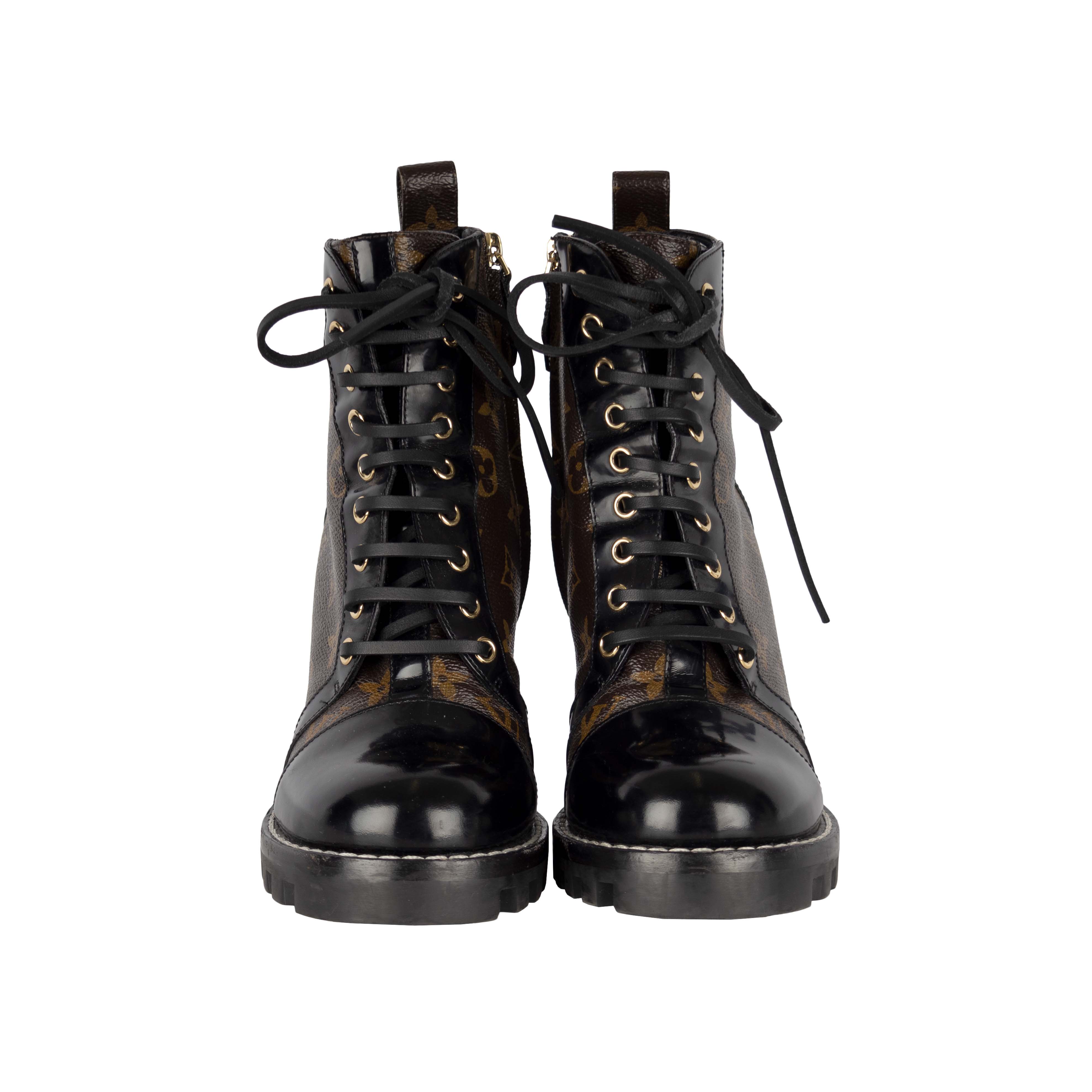 Star trail leather lace up boots Louis Vuitton Brown size 39 EU in