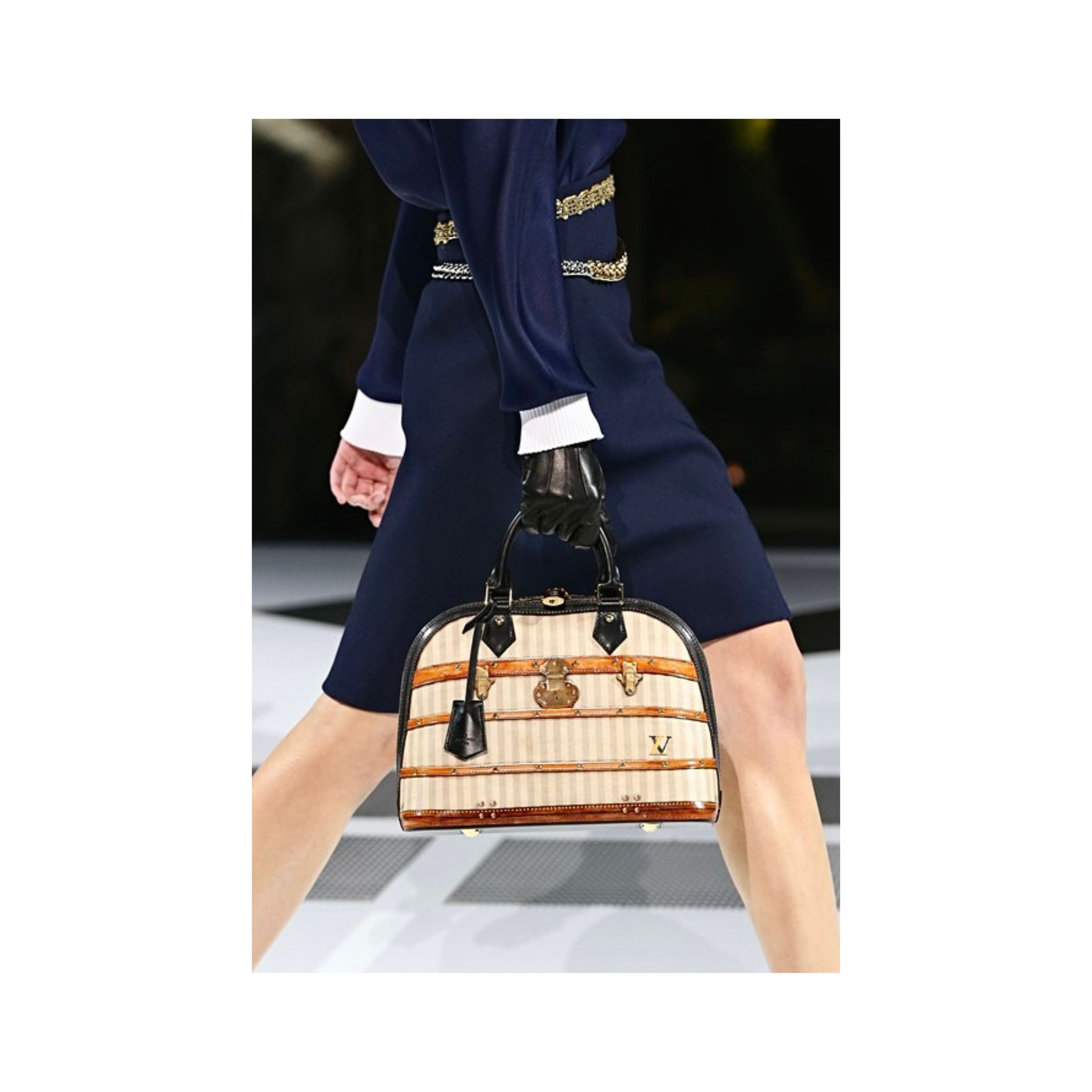 Louis Vuitton Essential Trunk Mini Bag - '10s